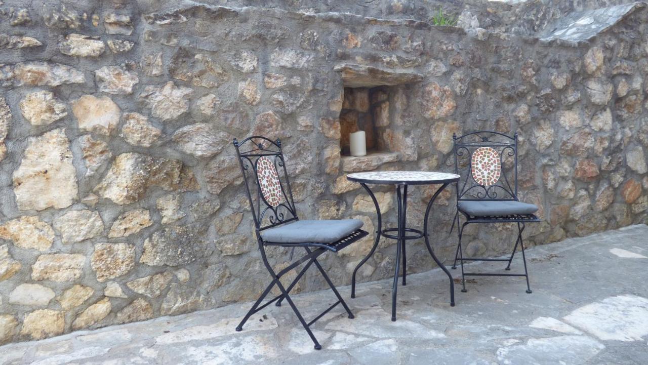 Ambiente Apartment Jasenice  Luaran gambar