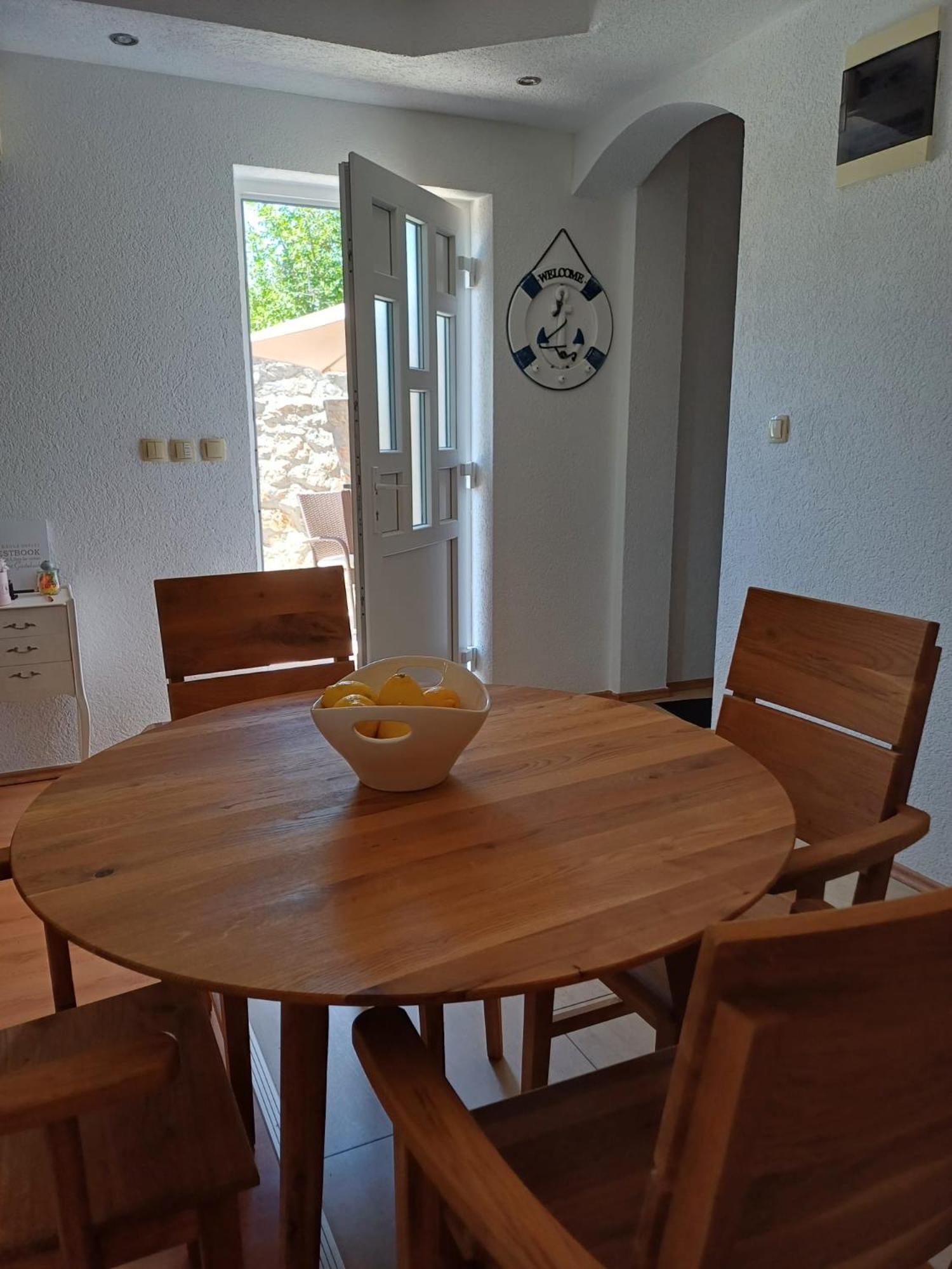 Ambiente Apartment Jasenice  Luaran gambar