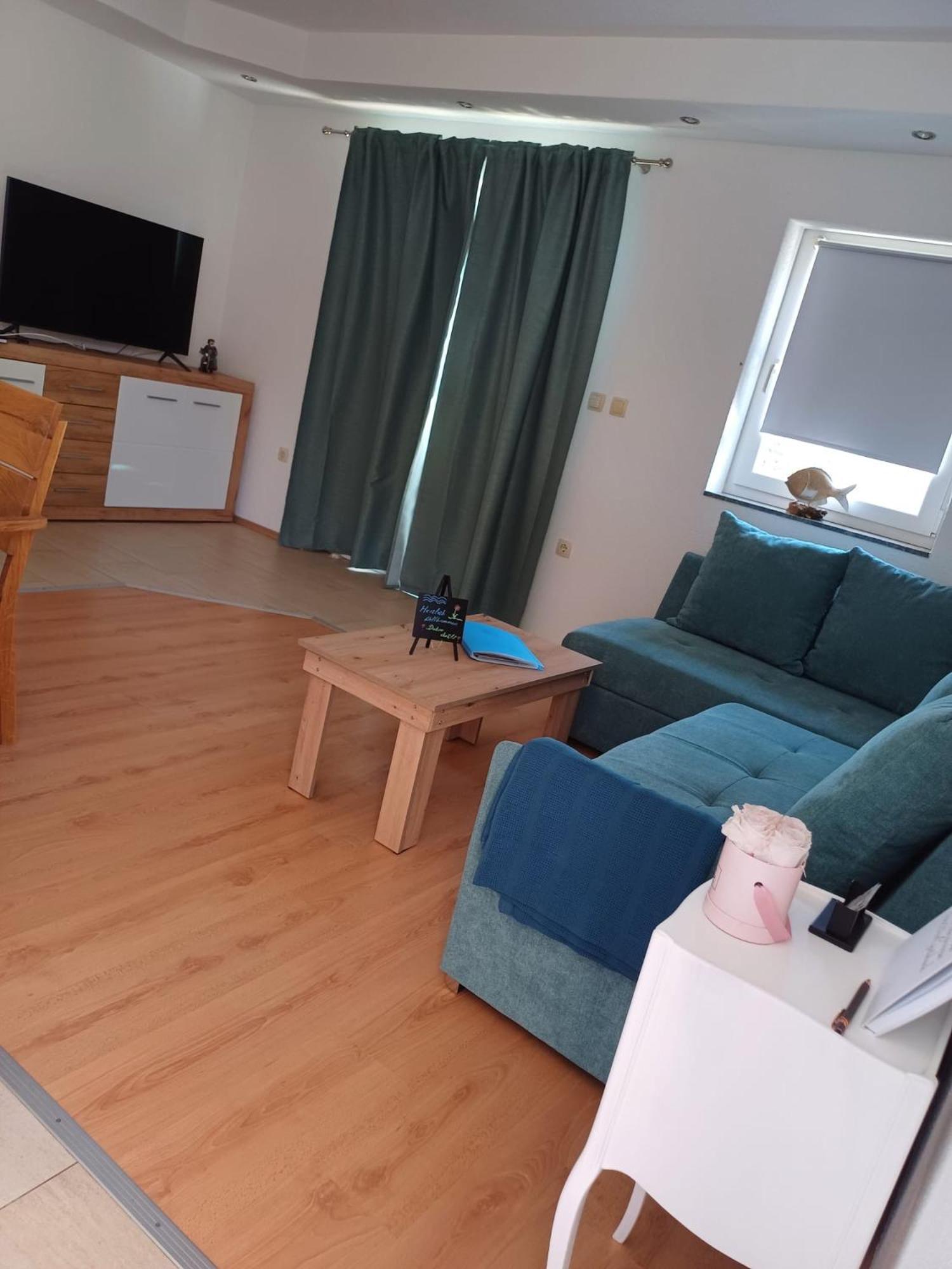 Ambiente Apartment Jasenice  Luaran gambar