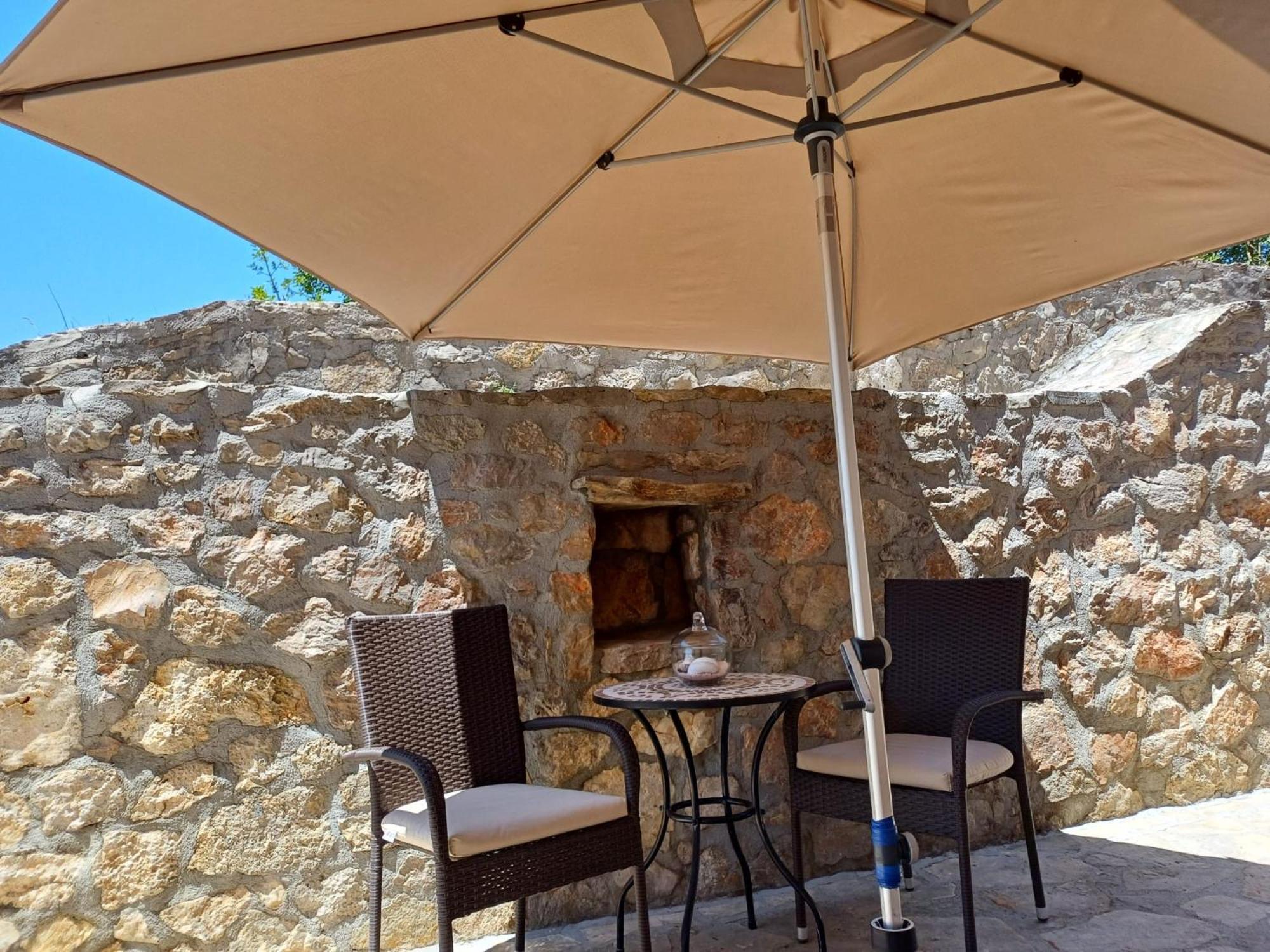 Ambiente Apartment Jasenice  Luaran gambar